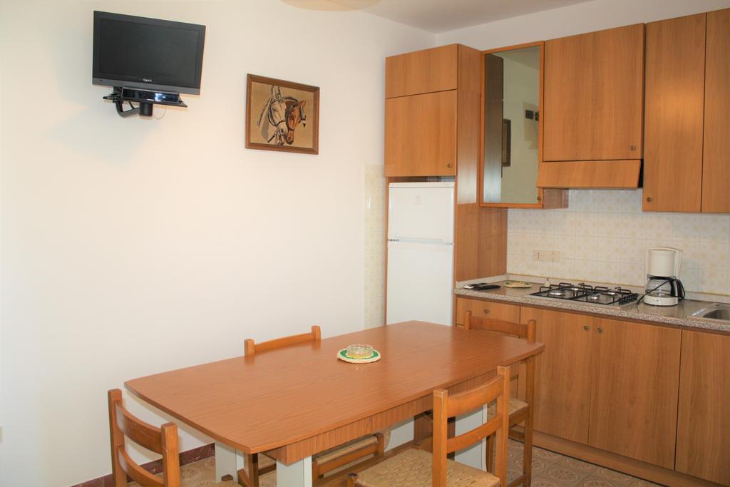 Villa Rosy Lignano Sabbiadoro Kültér fotó